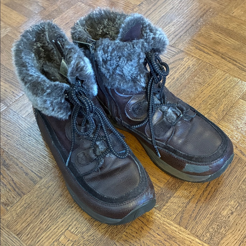 Blondo Dark Brown Fur-Trimmed Winter Boots